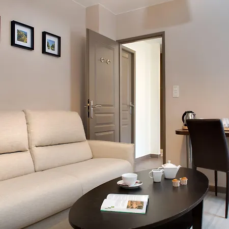 オテル デ デュック 3*