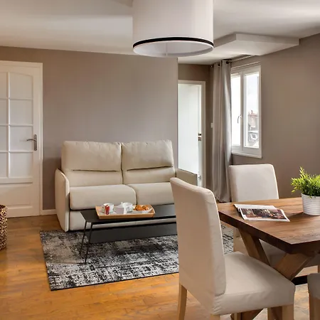 Des Ducs מלון דיז'ון