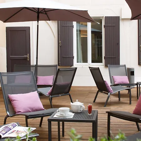 Des Ducs Ξενοδοχείο