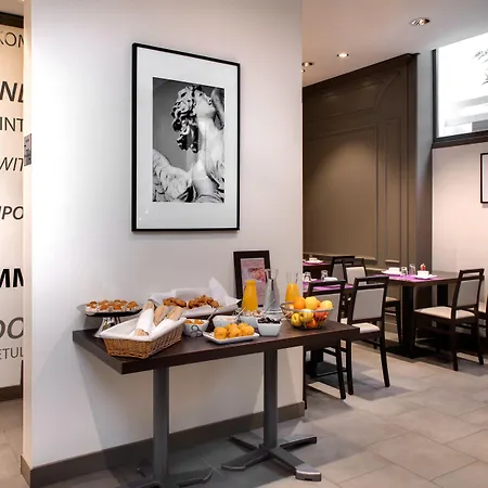 Des Ducs 3* דיז'ון