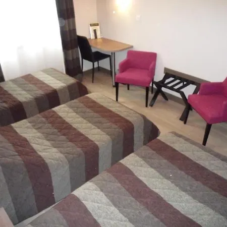 Hotel Des Ducs 3*