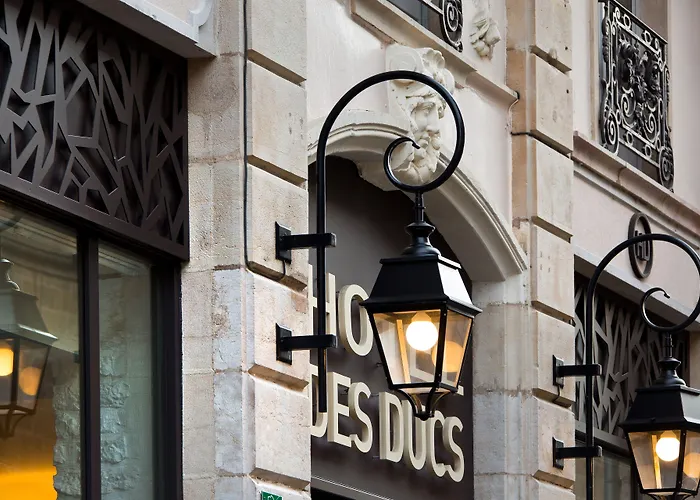 Hotell Des Ducs 3*